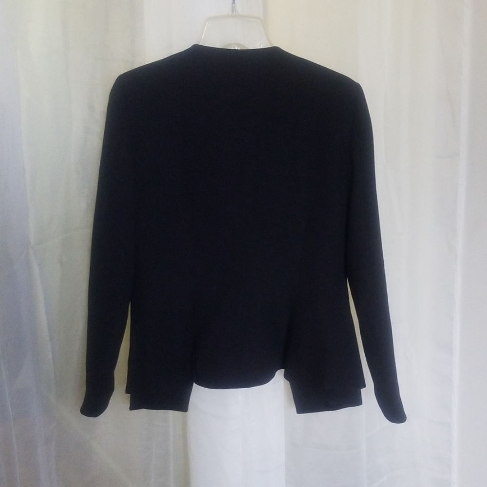 Goodyoung Jacket - Picture 2 of 6
